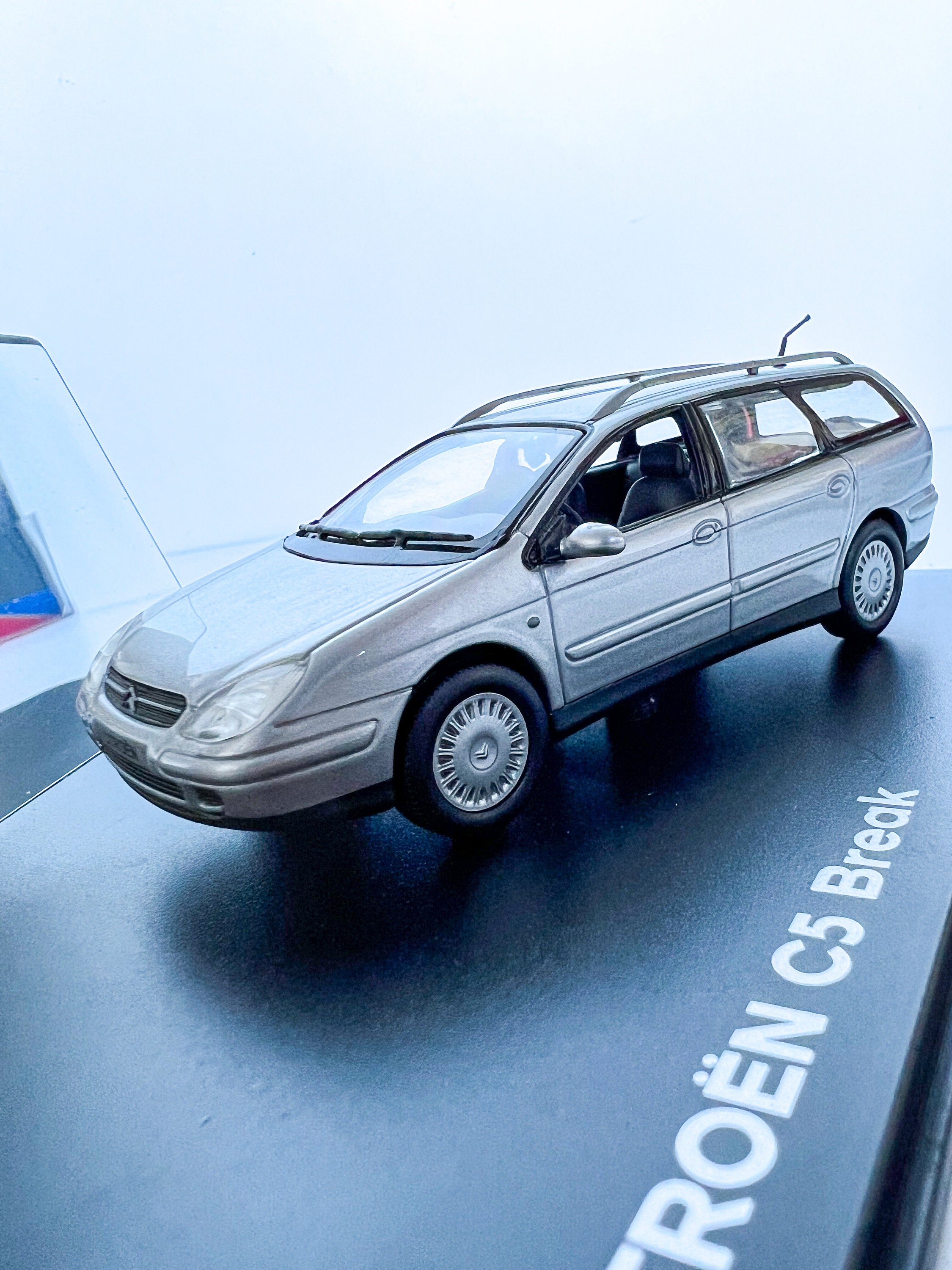 Citroen C5 Break Tourer SW Restyling 2004 Silver 1 43 Norev