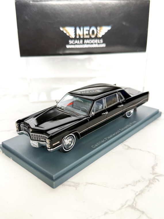 Cadillac Fleetwood Seventy-five 1:43 Scale Model Car - Black