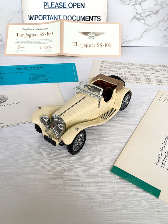 ミニカー ☆激レア絶版*フランクリンミント*1/24*1938 Jaguar SS - 100