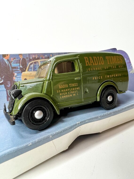 Vintage Dinky Ford E83W Van: 1950 Diecast Radio Times Model - Etsy