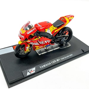 Ixo/Altaya Yamaha YZR-M1 TONI ELIAS 2005, modèle réduit de moto à l'échelle 1/24