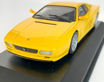 Hot Wheels Ferrari F512M Testarossa: 1997 Vintage Red Diecast