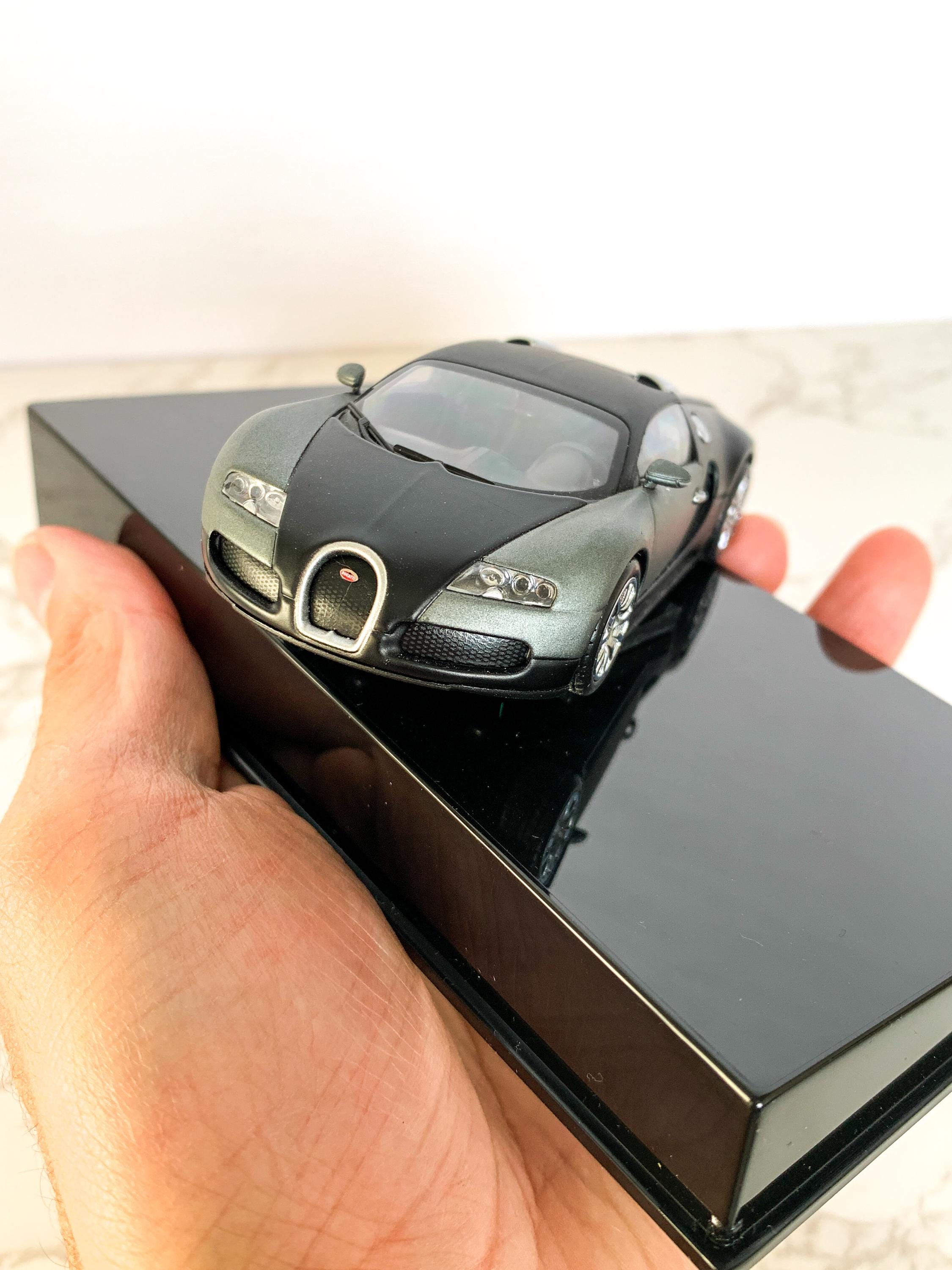 ミニカー AUTO ART BUGATTI EB 16.4 VEYRON Autoart 1/12 Scale 12533 Bugatti EB 16.4 Veyron Production