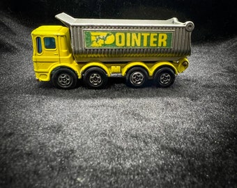 LESNEY MATCHBOX SERIES No 51 Eight Wheel Tipper - Superfast Series