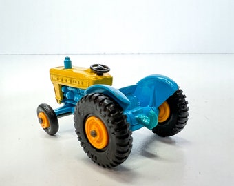 マッチボックス シリーズ No. 39 フォード トラクターと No. 40 干し草