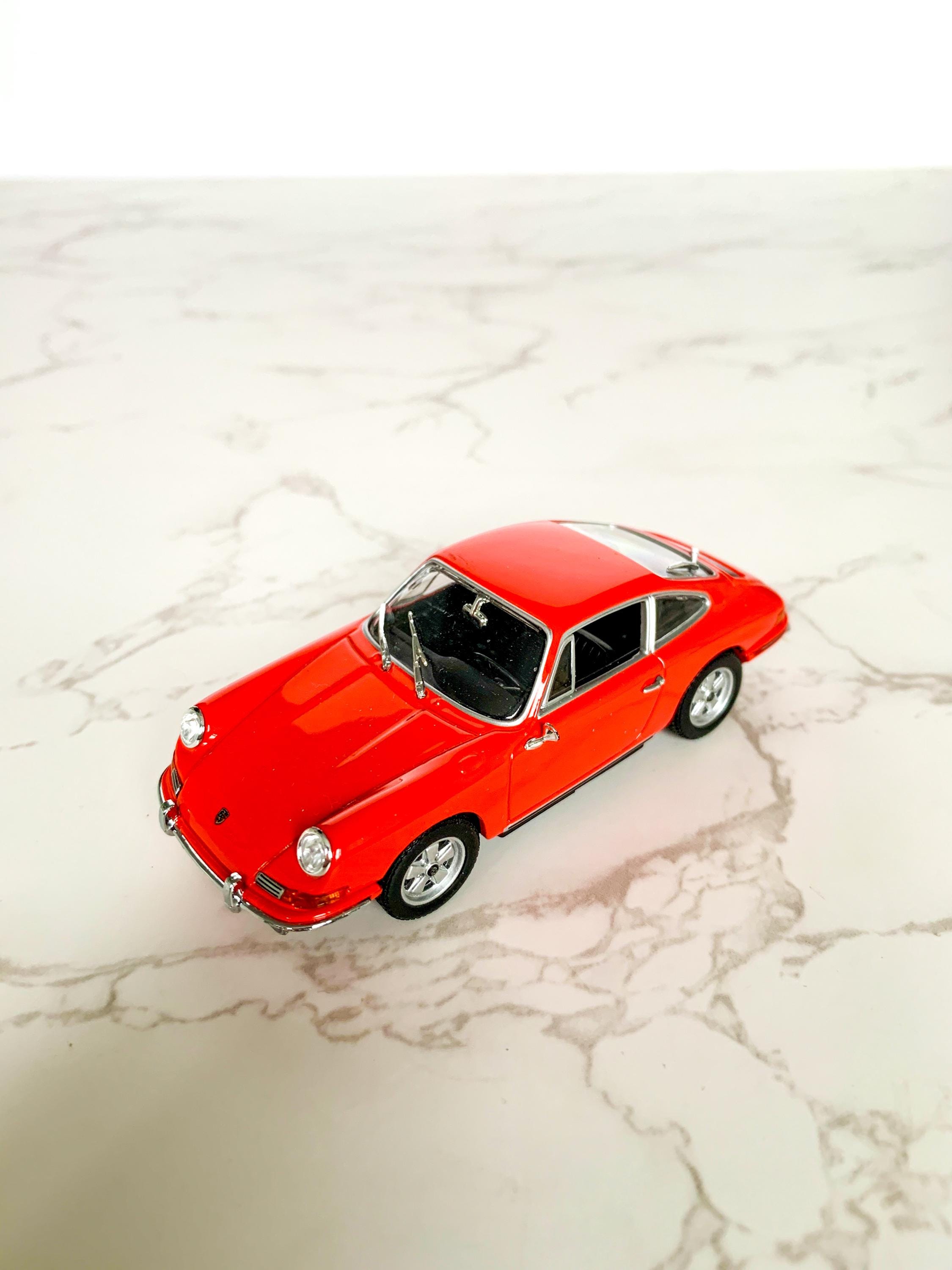 ミニカー Minichamps Porsche 911 1964 Orange 1:43 Porsche 911 S 1964 (orange) 'maxichamps' Edition