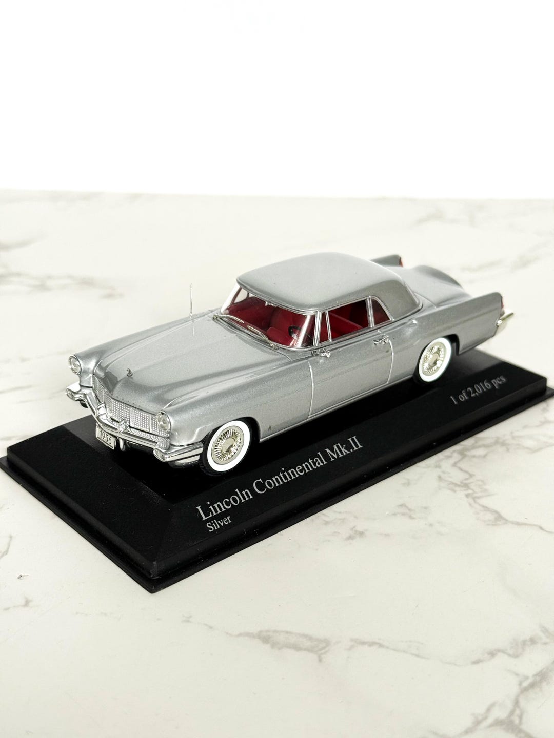 Minichamps – 1:43 Scale – Lincoln Continental Mk.ii (1956