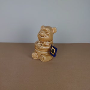 Winnie the Pooh bear honey pot. Vintage ceramic bear pot