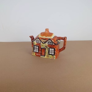 Price Kensington ceramic teapot. Vintage tea pot.