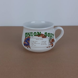 Retro Onion Soup Bowl. 1970 Soup Mugs. Vintage Soup Bowl. Vintage Soup Mug/Cup. 1970 Kitchen. Recipe Soup Bowl