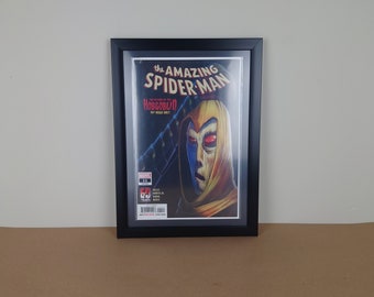 The Amazing Spiderman return of the hobgoblin Near mint condition #11 framed comic.