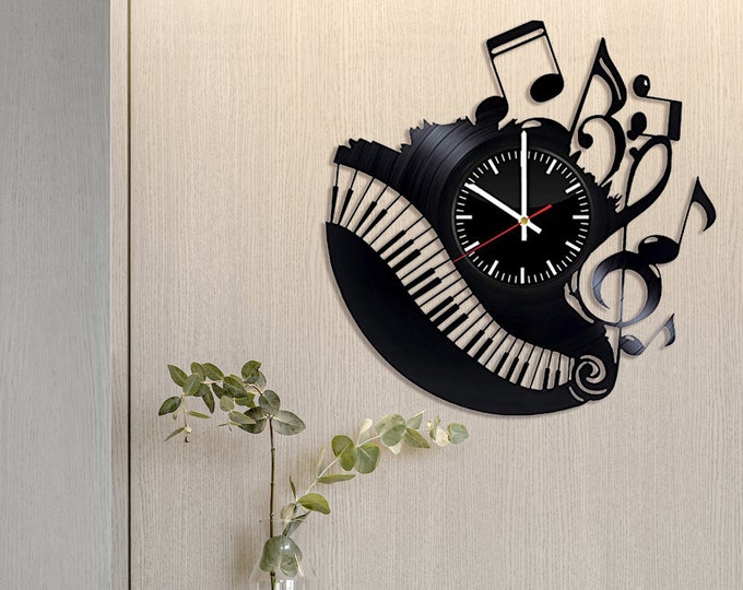 Music Notes Vinyl Wall Clock, Piano Wall Art, Music Wall Decor, Piano Gift for Music Lovers, Music Record Clock, Gift Ideas for Musicians