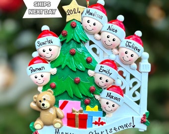 Adorno navideño familiar personalizado 2025: abuelos y nietos, hasta 7 personas