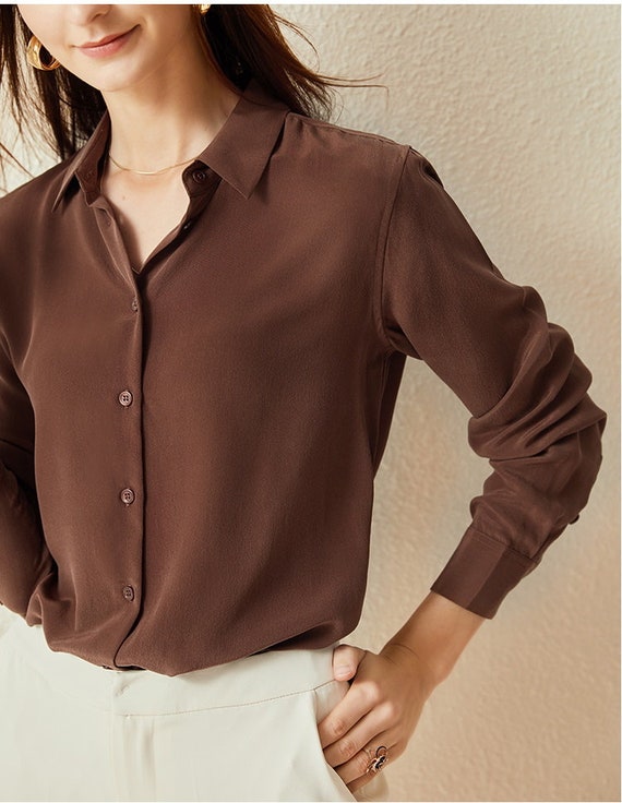 Camisa de seda pura de mujer en marrón / blusa de - Etsy España