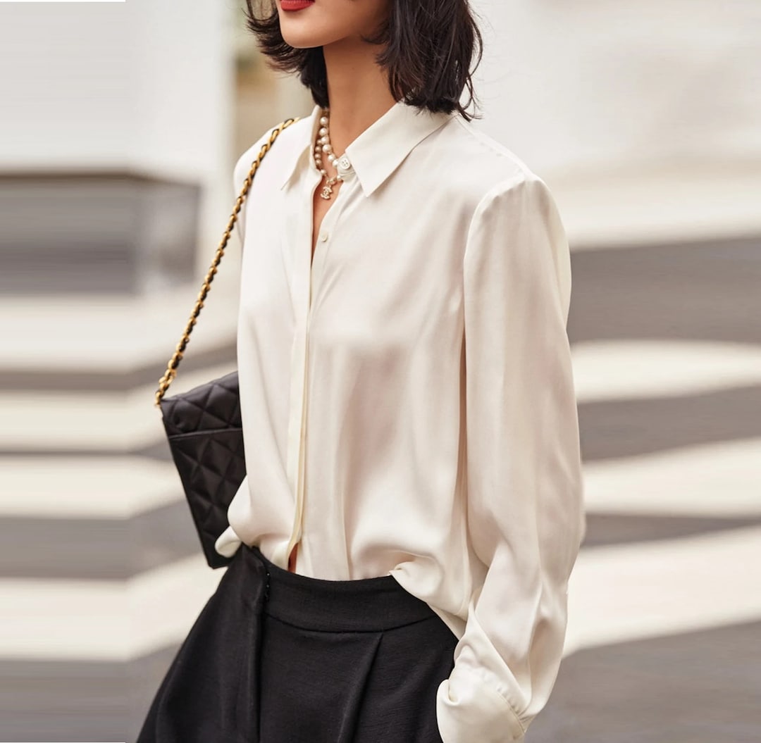 Essential Heavy Silk Long Sleeves Button Down Shirt /women Black Silk Top /casual /day / Silk