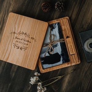 Set of 5pcs. 10x15cm (4x6) natural solid ash wood engraved photo box for pictures and matching USB flash drive. Wedding photo album