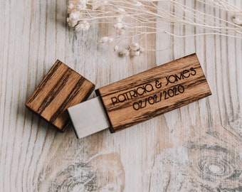 Memoria USB de madera de estilo rústico. Unidad flash USB grabada personalizada
