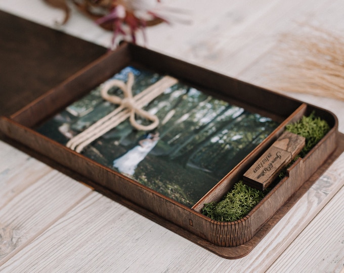 13x18cm (5x7) dark rustic wooden photo box. Couple memory box with USB. Rustic photo gift box. Wedding keepsake box for couples