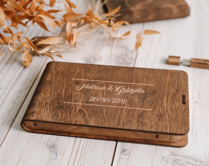 13x18cm (5x7) rustic wooden photo box. Couple memory box with USB. Rustic photo gift box. Memory keepsake box for couples