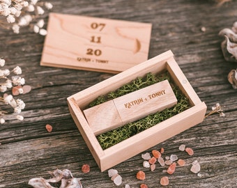 Natural maple and ash solid wood USB box with natural ash USB drive (optional). Personalized USB stick with engraving