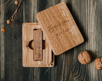 Natural oak solid wood USB box with natural oak USB drive (optional). Engraved personalized USB in the box