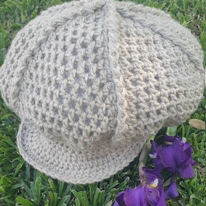 MODÈLE DE CROCHET PDF pour un bonnet de style béret ample et facile avec visière. Bonnet slouchy modèle au crochet taille adulte