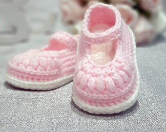 Cute crochet pattern for Baby girl sandals with puff stitch detail infant shoes ,crochet baby shoes pattern in 4 sizes