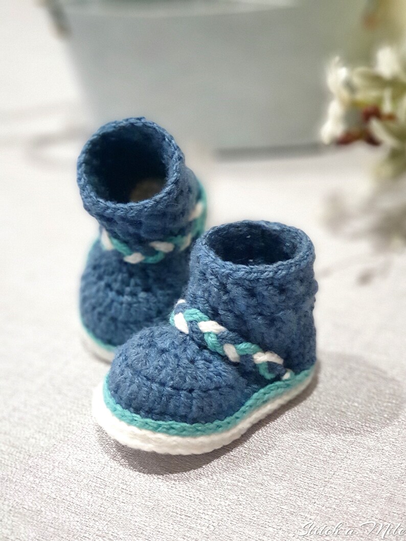 Baby boot cute CROCHET PATTERN Baby Crochet Shoes for girls this crochet baby boot pattern comes in 4 sizes 0-12 months