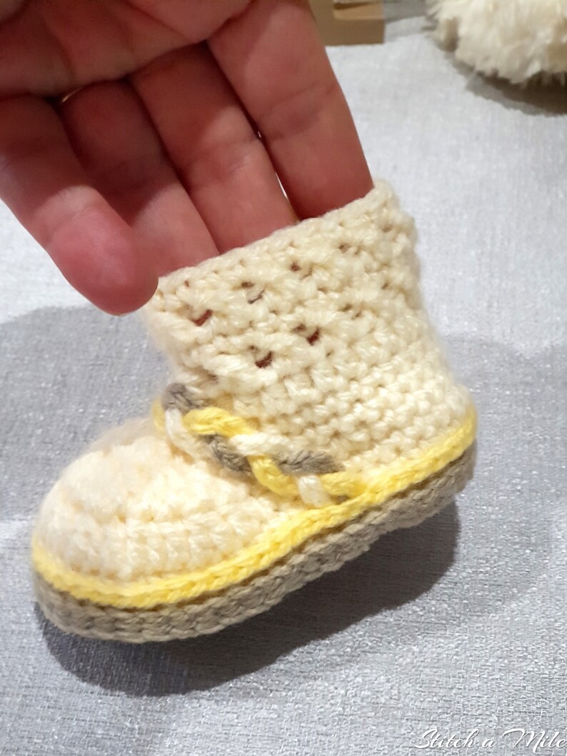 Baby boot cute CROCHET PATTERN Baby Crochet Shoes for girls this crochet baby boot pattern comes in 4 sizes 0-12 months
