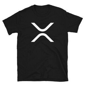 Op de afbeelding: Zwart T-shirt met een wit XLM cryptocurrency logo.