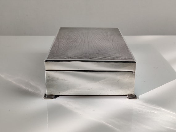 Solid Silver Cigarette Box (London 1934) - image 8