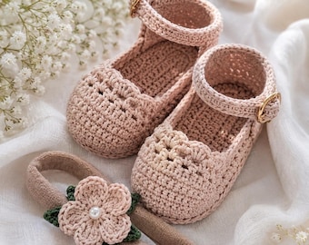 Crochet Baby Shoes Pattern PDF | Mary Jane Booties Tutorial | Double Sole Infant Slippers | Scalloped Toe Headband Set