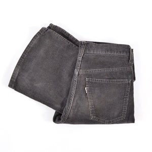 Levi capris best sale