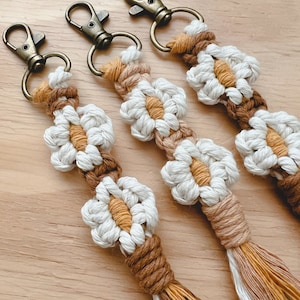 Macrame flower keychain