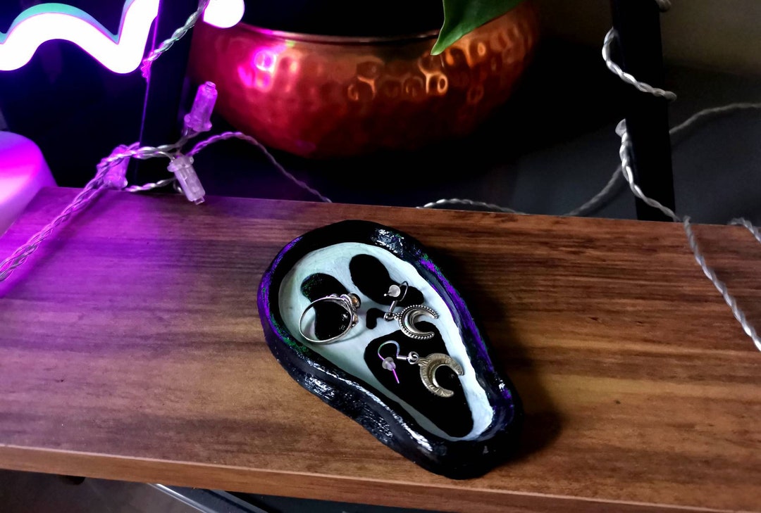 Horror Classic Ghostface Jewellery Trinket. Etsy