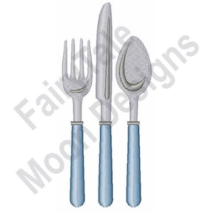 Puede incluir: Un juego de tres cubiertos de plata con mangos azules. El juego incluye un tenedor, un cuchillo y una cuchara.