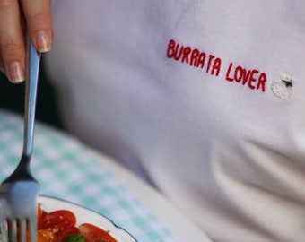 Hand geborduurd unisex katoenen t-shirt Burrata Lover