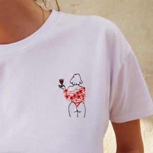 Hand embroidered unisexe cotton t-shirt Golden hour
