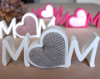 Mother's Day Heart Gift, Amigurumi Crochet Squishy Padded Heart in Freestanding 3D Printed Sculptural Text