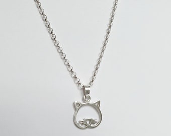 Silver cat necklace, tiny cat pendant, silver kittypendant, cat lover pendant, feline silver chain, kitty silver jewelry, gift for her