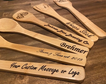 Utensilios de cocina de bambú personalizados, cucharas de madera, cucharas de madera personalizadas, regalos, favor de la fiesta, cucharas de madera grabadas, utensilios de madera grabados