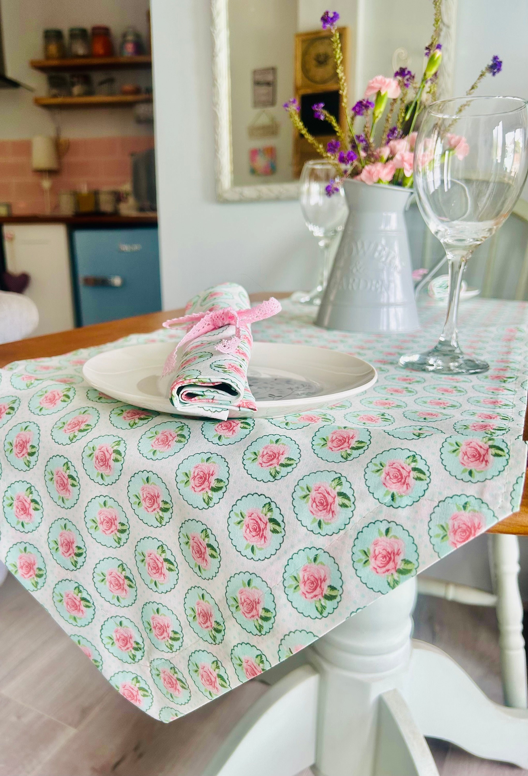 Amazon.com: Damask Rose Camellia Embroidered Tablecloth