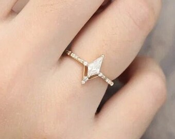 Kite Cut Moissanite Engagement Ring, Solitaire With Accent Ring, 14K Solid Rose Gold Ring, Antique Diamond Wedding Ring,Promise Ring For Her