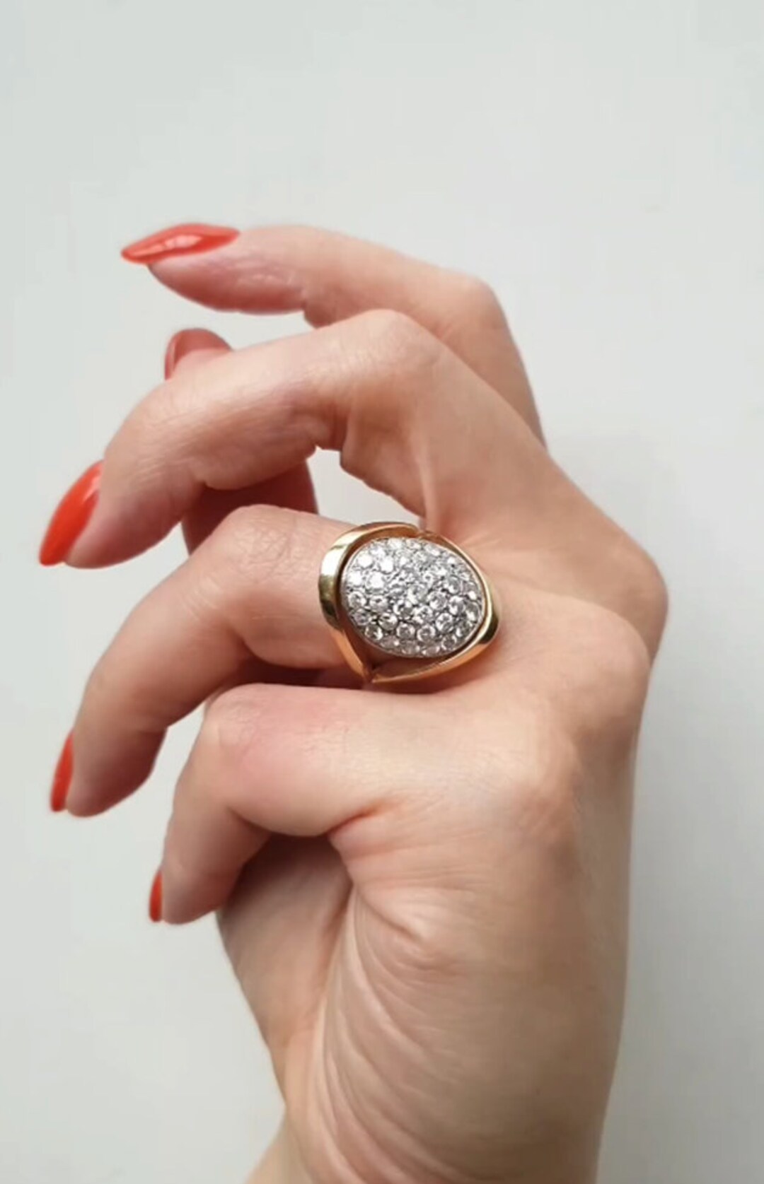 Twilight Bella Wedding Ring Round Cut Moissanite Ring Vintage