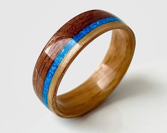 Walnut Wood Ring.  Wedding bentwood ring. Mens Ring 5 year anniversary gift
