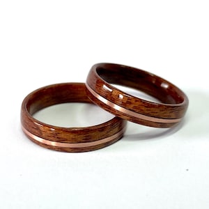 Rustic Wooden Wedding Band for Him - Timber Jewelry - Anniversary Gift for Him - Handcrafted Men&#39;s Ring - Classic Brown and Black Style