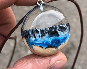 Round. Ocean wood resin necklace .Wood and resin gift . Wood resin  pendant. Wood resin jewelry. Northern lights pendant. Resin wood gift