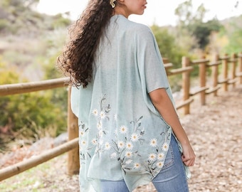 spring magaret daisy kimono