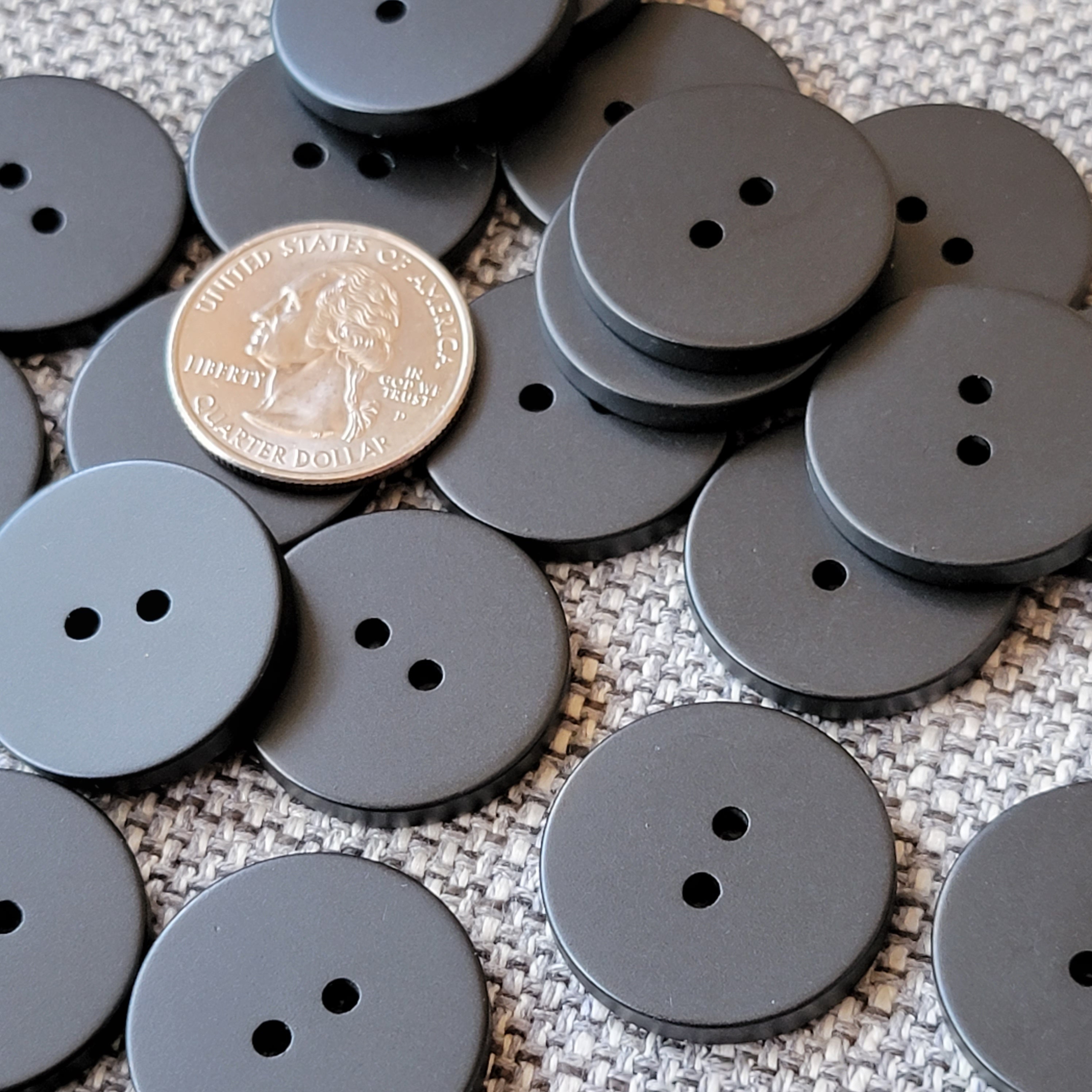 12 Sewing Buttons, 1 Inch Buttons, Carved Buttons, Bone Buttons – 909beads