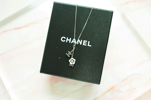 Authentic Chanel Vintage necklace , Chanel necklac